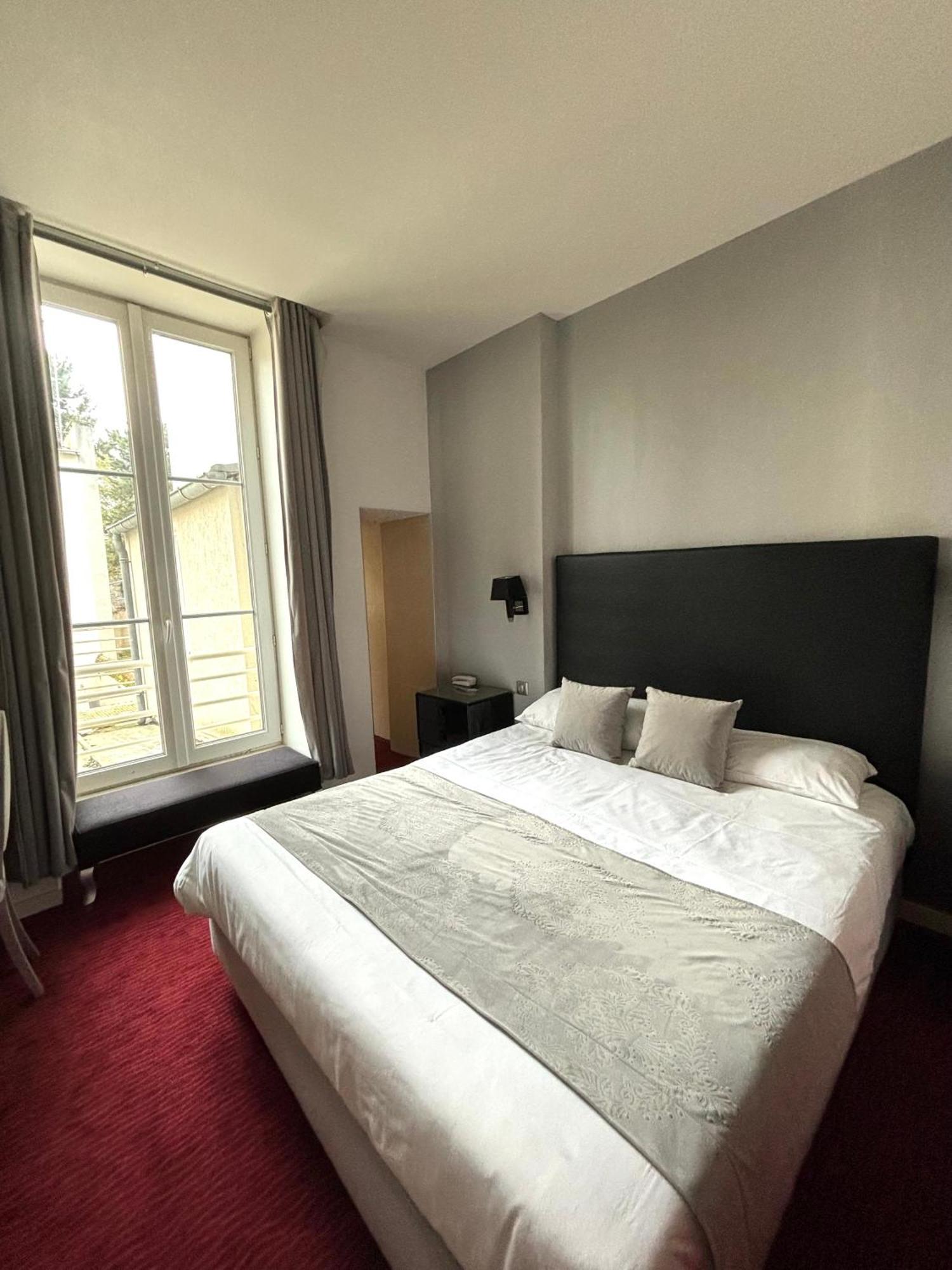 Logis Hotel Saint Martin Орлеан Экстерьер фото